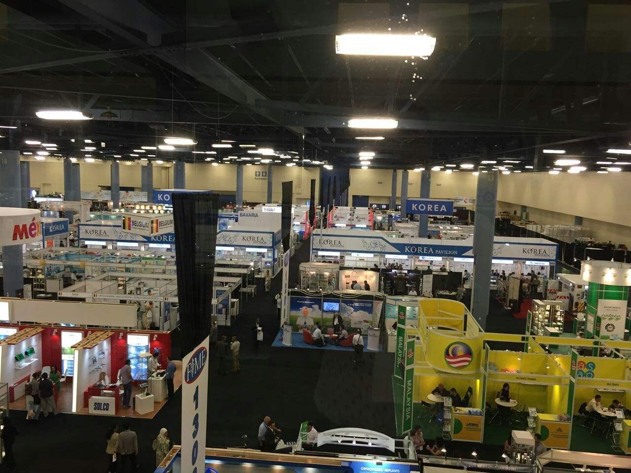 遇到新客戶時，千萬別急著介紹產(chǎn)品。